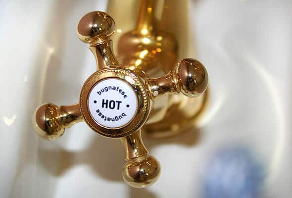 Entrepreneuriat en Tunisie 14 hot water faucet